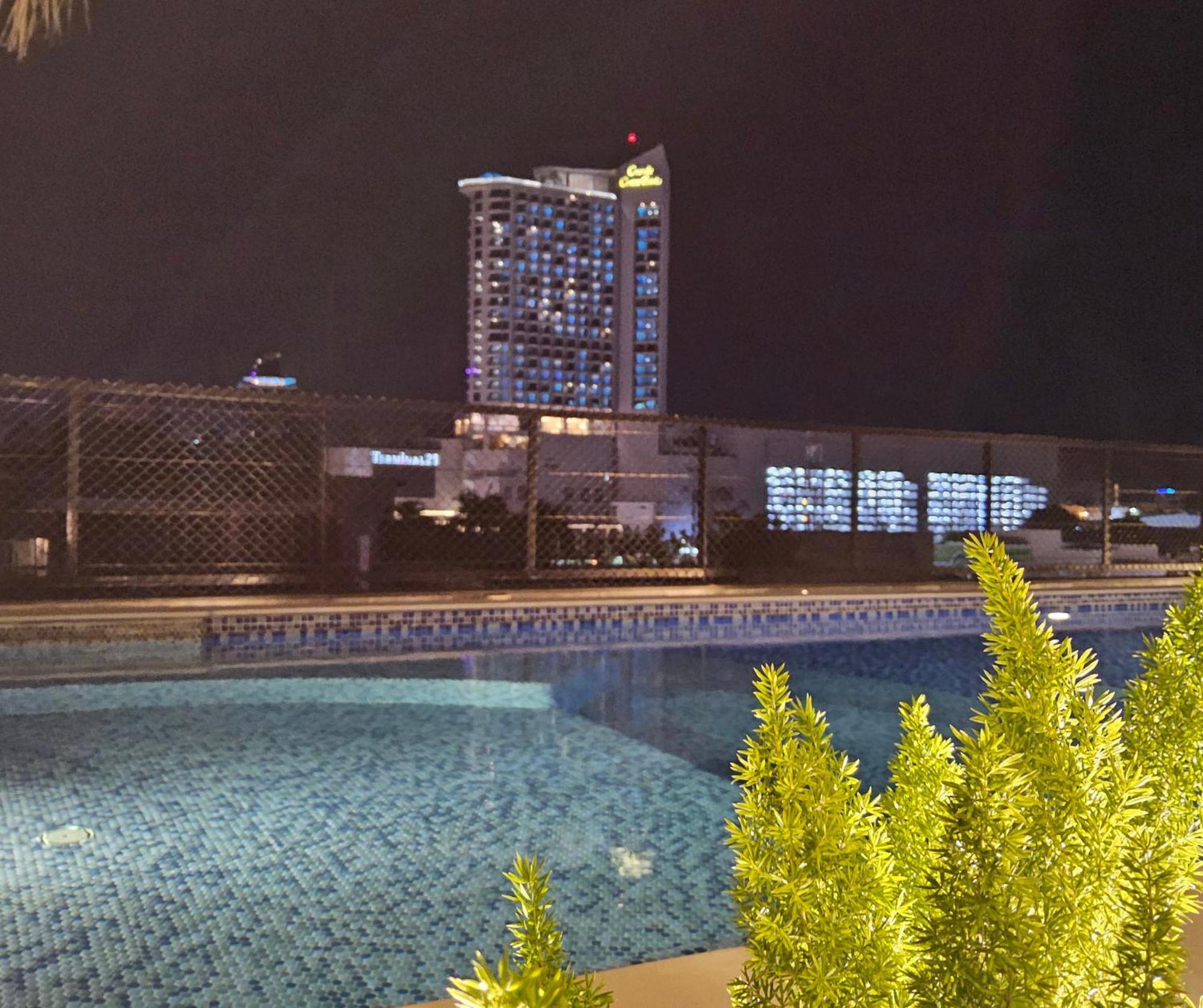 Xq Pattaya Hotel Esterno foto